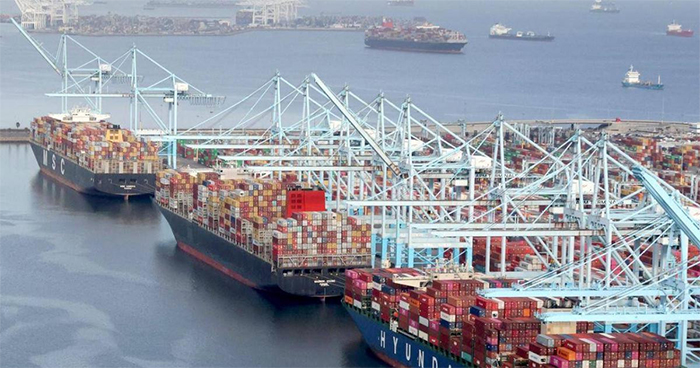 Cước phí vận chuyển đường biển