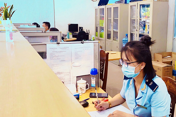 lam-thu-tuc-hai-quan-xuat-nhap-khau3-1 Làm thủ tục hải quan xuất nhập khẩu