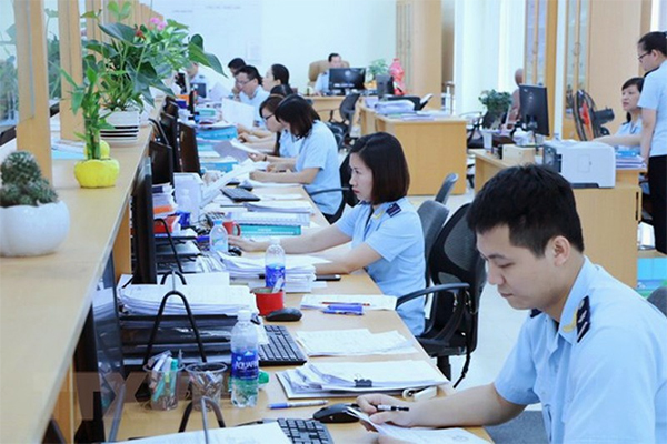 làm thủ tục hải quan hàng hoá xuất nhập khẩu