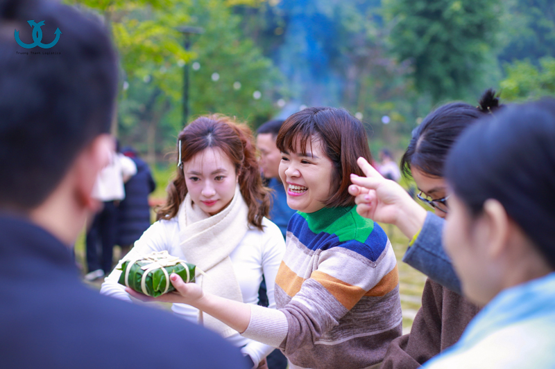 Đội ngũ Trường Thành Logistics và bữa tiệc YEP ấm cúng, gắn kết